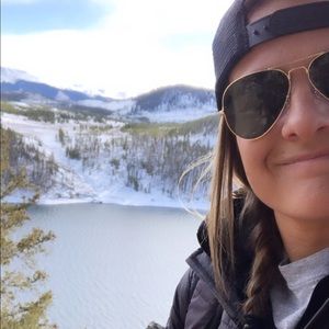 Meet your Posher, Mackenzie